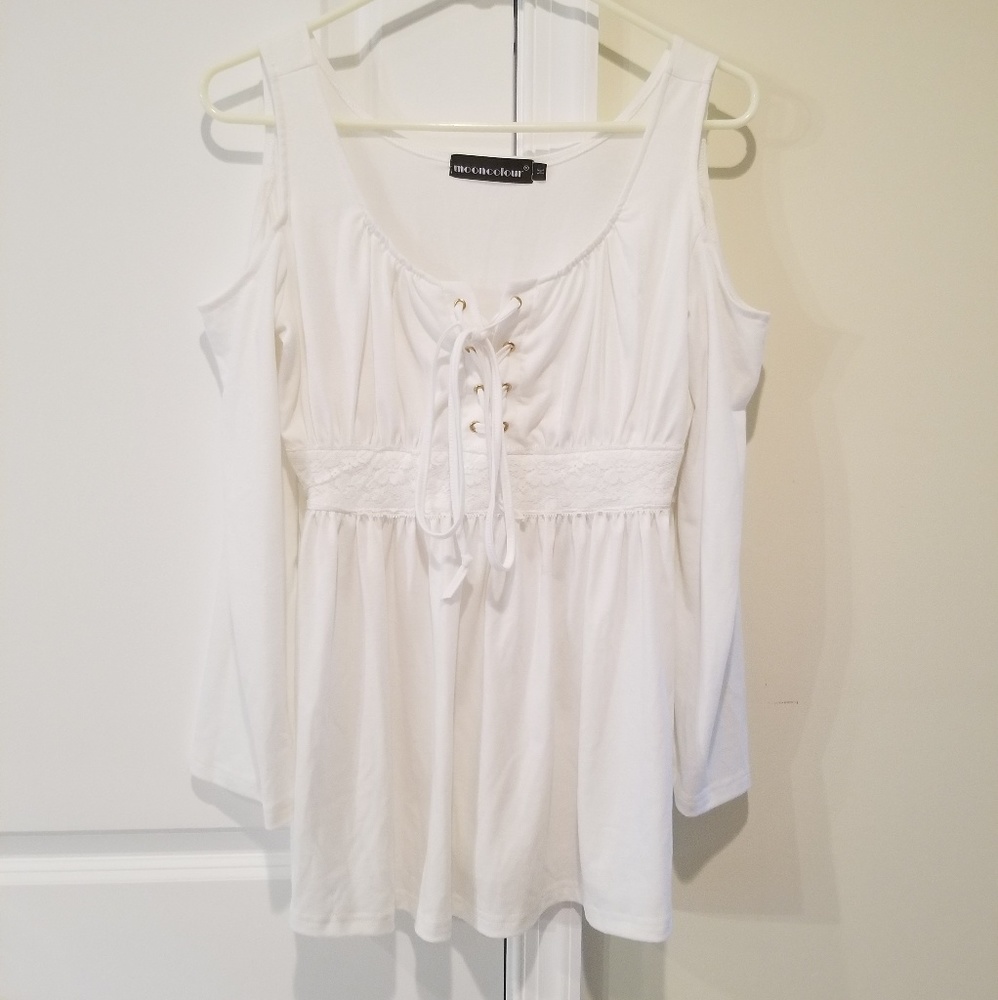 NWOT cold shoulder blouse